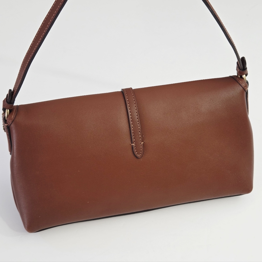 LIKE NEW COACH HAMPTONS 1941 SADDLE BAG BROWN WITH BRASS HARDWARE - Picture 7 of 12